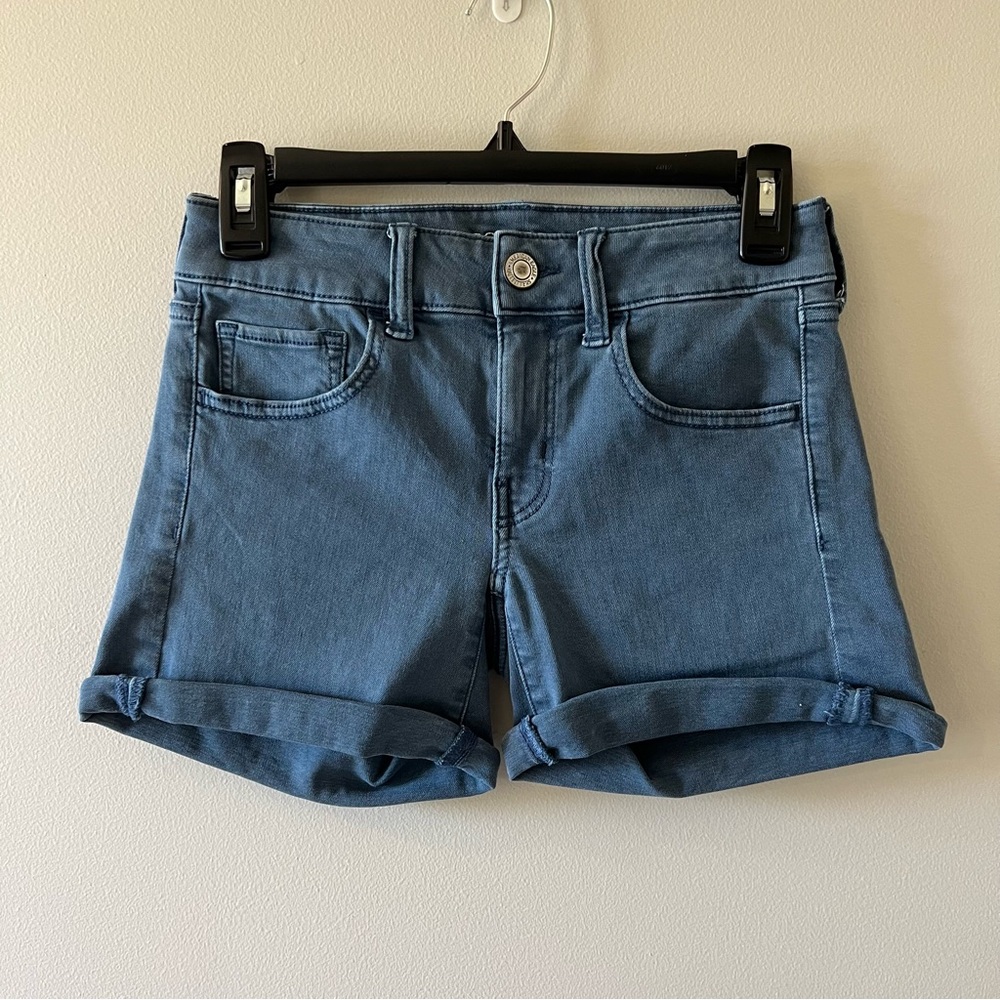 American Eagle Blue Denim Twill Shorts Size 2